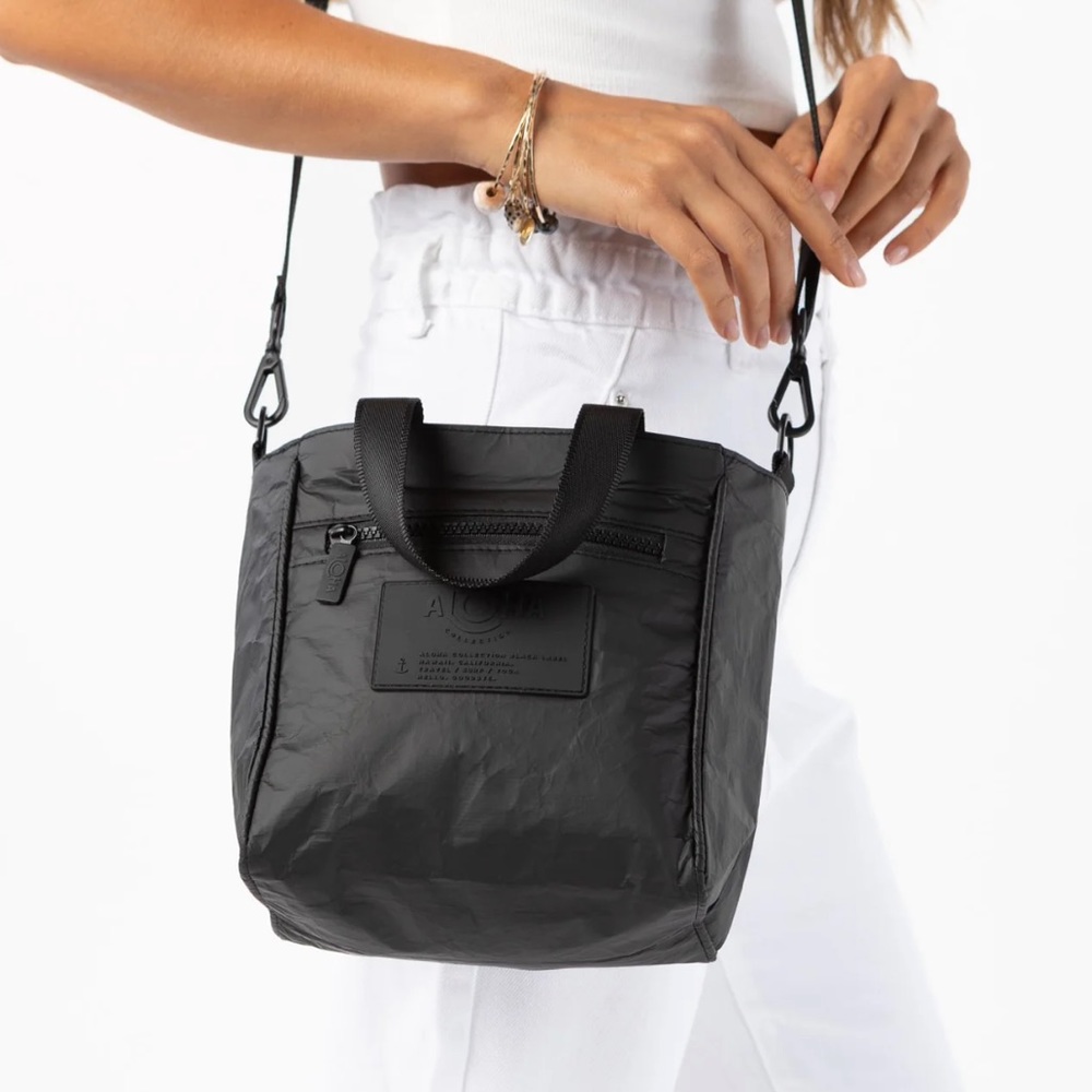 Aloha Collection Crossbody NWT